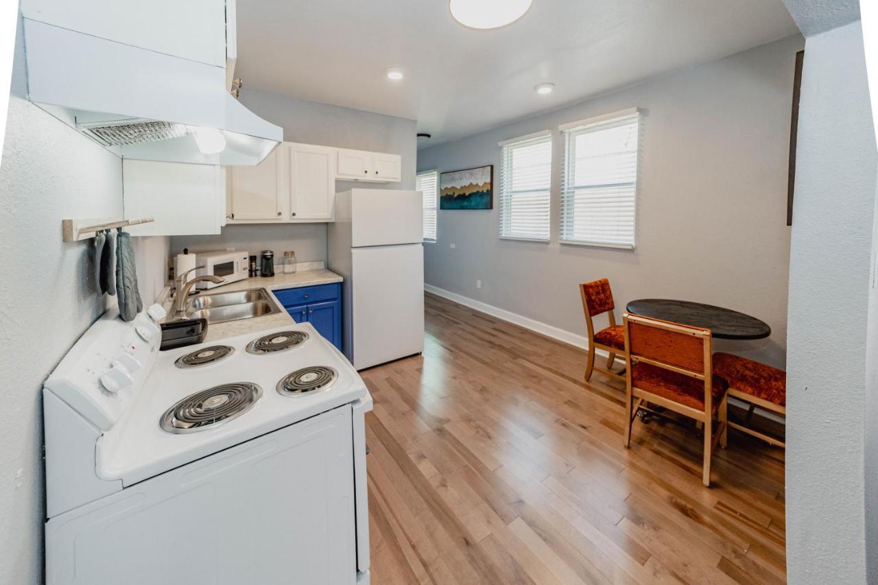 Comfortable King Suite Zen Space Hattiesburg Ngoại thất bức ảnh